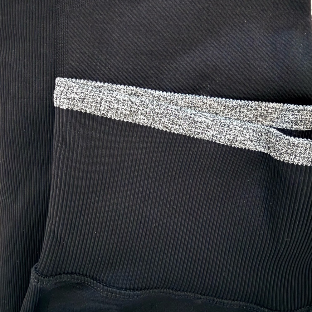 Athleta Andes Tight High Rise Leggings Black Size S Ribbed Warm Reflective - Picture 8 of 9